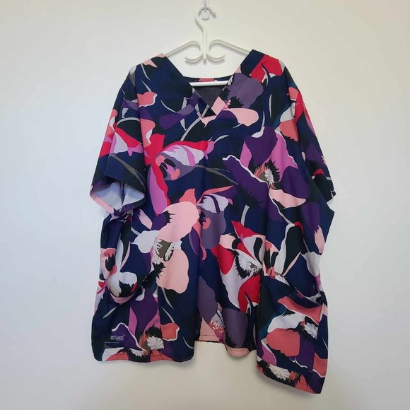 Plus Size Scrub Top - Picture 1 of 3